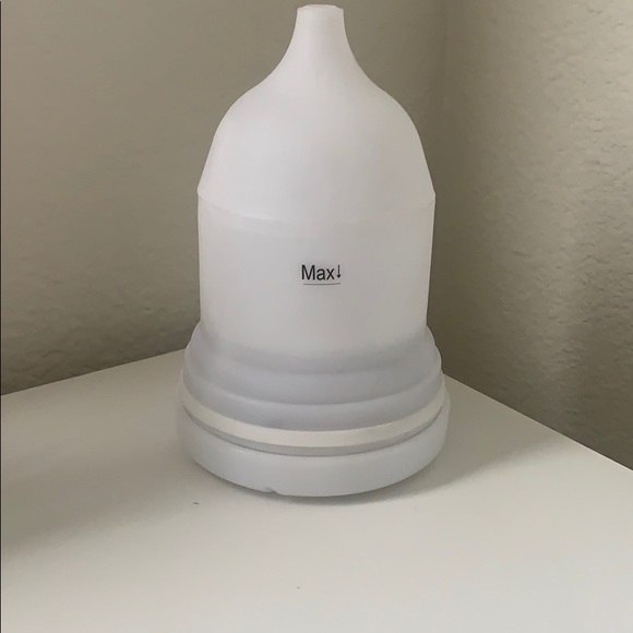 NATURAL AROMATHERAPY Essential Oil Diffuser - Picture 3 of 7